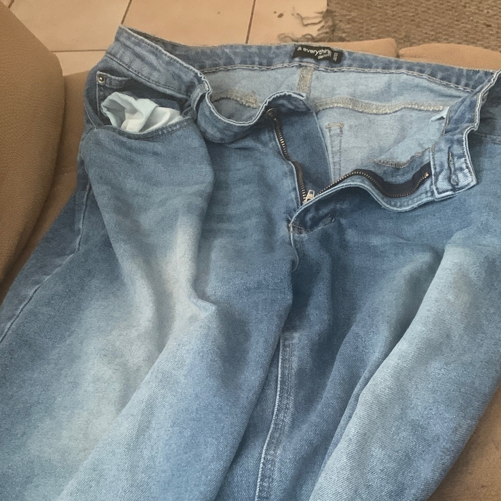 Sky Blue Relaxed Fit Men's Jeans